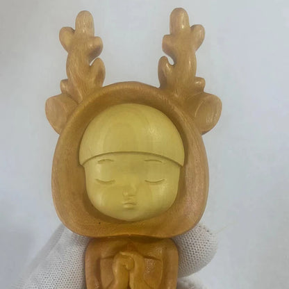 Wooden  Dream Cartoon  Deer Girl Blessing Statue， Solid Wood Carving Nordic Girl Cute Home Room Office Art Statue 5.89 in