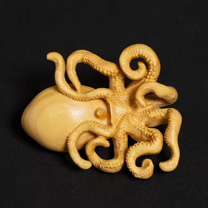 Wooden Octopus Figurine, Hand-Crafted Miniature Animal Statue, Unique Home Decor, Ambiance