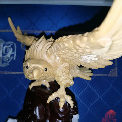 Wooden carved eagle wing-spreading statue Solid wood carving Domineering Home, Office decorative artwork Animal statue
