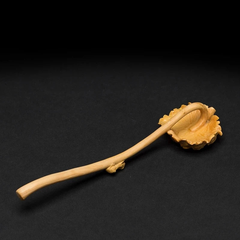 Wooden lotus leaf frog, Ruyi carved statue, solid wood house to play the handle, decorative carving parts