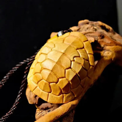 Wooden turtle shell Mascot decorative pendant，Solid wood hand carving Longevity mascot small wood decorations