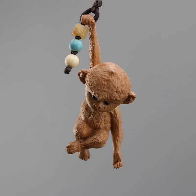 XS630- 5 CM Cute Monkey Figurine Wood Carving Car Bag Pendant Animal Statue Hanging Lucky Netsuke