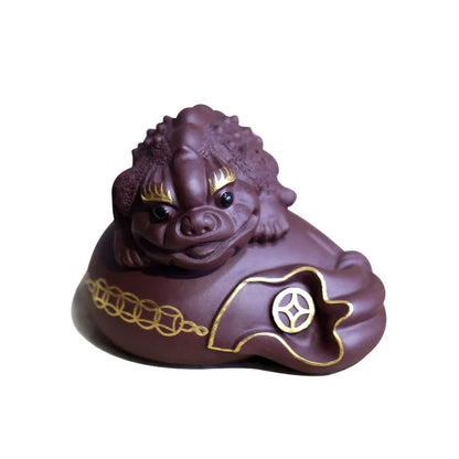 Yishuitang Yixing raw ore purple sand tea sculpture ornament tea playing with old purple clay gold cloth bag gold toad