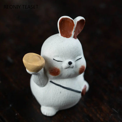 Yixing Handmade Purple Clay Tea Pet Zodiac White Rabbit Statue Ornaments Tea Figurine Chinese Zisha Sculpture Tea Set Decoration