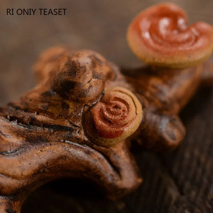 Yixing Handmade Sculpture Purple Clay Tea Pet Bionic Ganoderma Lucidum Model Ornaments Crafts Chinese Zisha Tea Set Decoration
