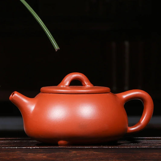 Yixing Purple Clay Boutique Teapot Chinese Classic Master Handmade Kung Fu Ore beauty kettle Zisha Tea Ceremony Set 200cc