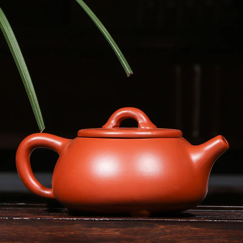Yixing Purple Clay Boutique Teapot Chinese Classic Master Handmade Kung Fu Ore beauty kettle Zisha Tea Ceremony Set 200cc