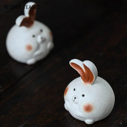 Yixing Purple Clay Tea Pet Cute Zodiac Rabbit Ornaments Tea Figurine Handmade Sculpture Crafts Chinese Zisha Tea Set Decoration