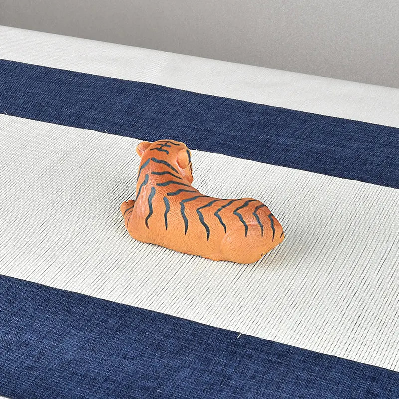 Yixing Purple Sand Boutique Sleeping Tiger Raw Ore Handmade Supportable Little Tiger Tea Tray Utensils Ornaments Small Size Tea