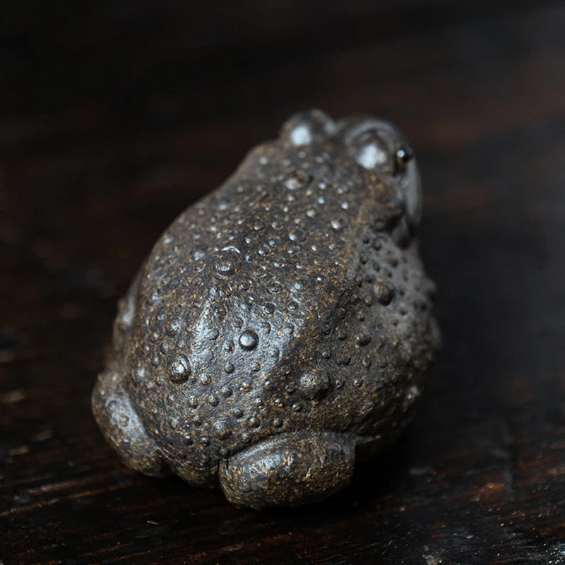 Yixing Purple Sand Golden Toad Tea Pet Three-legged Toad Tea Pet Ornament Can Raise Color-changing Frog Tea Ceremony Accessories