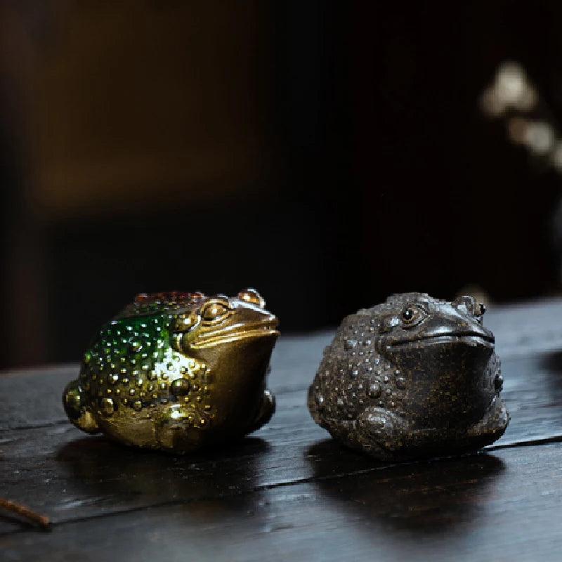 Yixing Purple Sand Golden Toad Tea Pet Three-legged Toad Tea Pet Ornament Can Raise Color-changing Frog Tea Ceremony Accessories