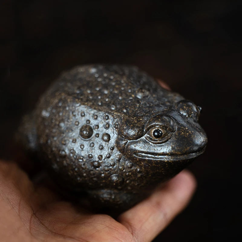 Yixing Purple Sand Golden Toad Tea Pet Three-legged Toad Tea Pet Ornament Can Raise Color-changing Frog Tea Ceremony Accessories