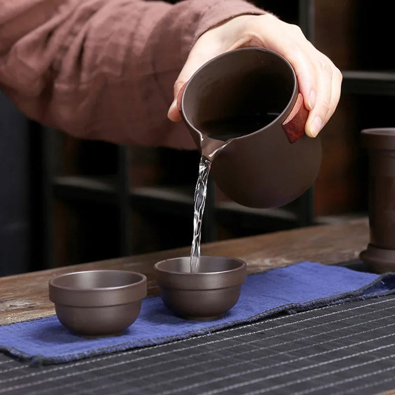 Yixing Purple Sand Tea Set Anti-scalding Ceramic Chinese Teacup Set Portable Travel Teaware Kung Fu Tea Cup 1 Pot 6 Cups Gaiwan