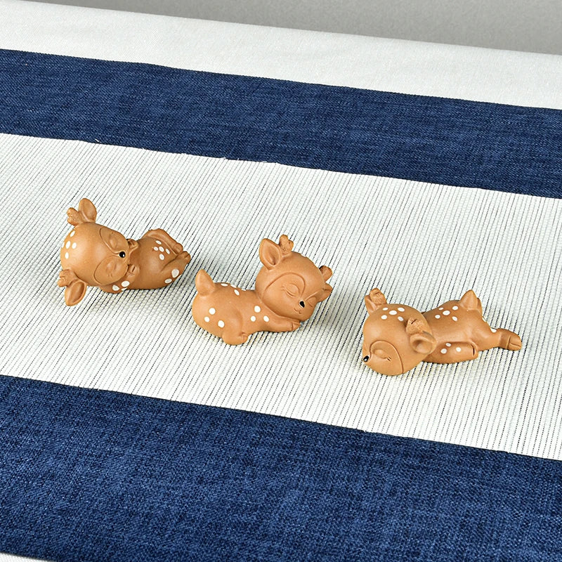 Yixing Purple Sand Tea Tray Ornament Small Size Tea Ornaments Tea Ceremony Utensils Handmade Supportable Sika Deer Tea Set Decor