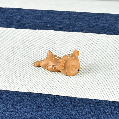 Yixing Purple Sand Tea Tray Ornament Small Size Tea Ornaments Tea Ceremony Utensils Handmade Supportable Sika Deer Tea Set Decor