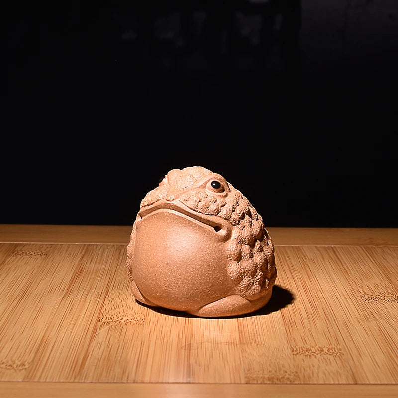 Yixing Purple Sand Three Feet Golden Toad Tea Ornaments Supportable Tea Set Decoration Tea Ceremony Tea Funny Toad Lucky Handmad