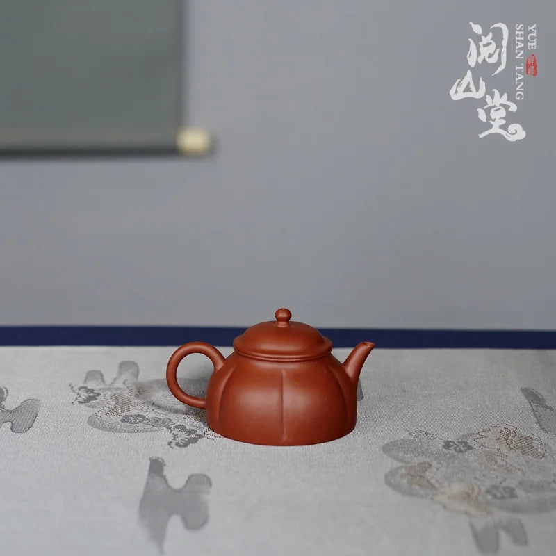 Yueshan Hall | East Fence Zhao Zhuang Lao Zhu Clay Copy Sketch Pot in Early Qing Dynasty  Player Level Mud Material Lin Yin H