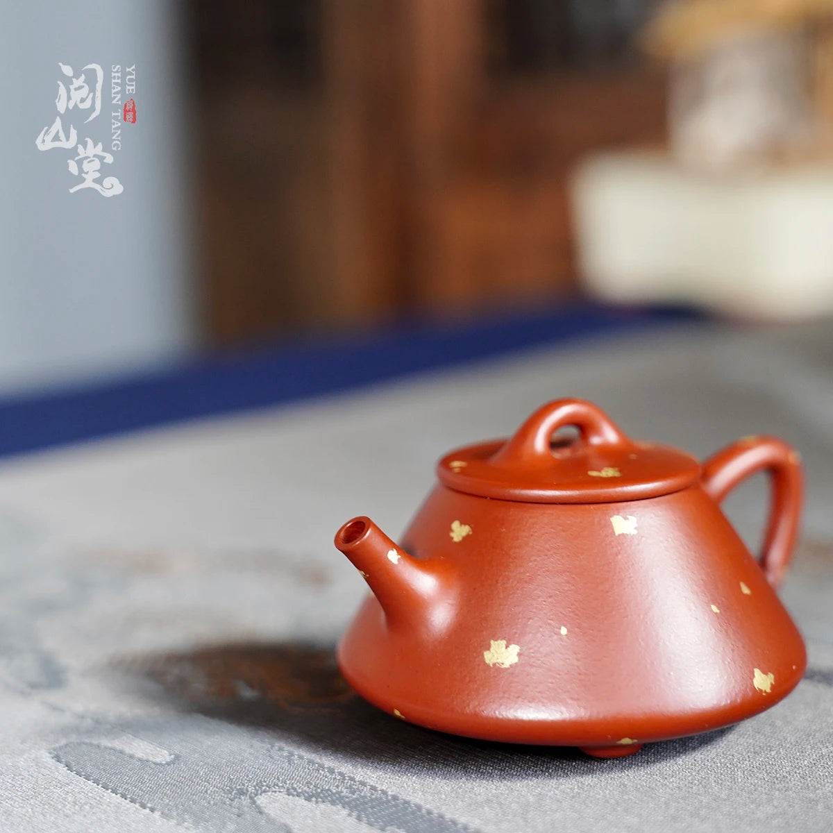 Yueshan Hall | Ziye Stone Ladle One-Person Drinking Series Small Coal Kiln Cinnabar Sand Gold Spraying Process Jinyu Handmade