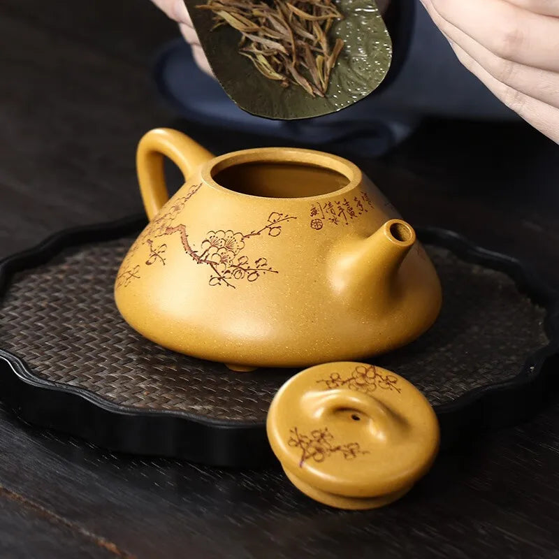 Zanghutianxia Yixing Purple Clay Pot Hand-Carved Plum Blossom Purple Sand Tea Set Raw Ore Gold Segment Mud Teapot Cold Fragrance