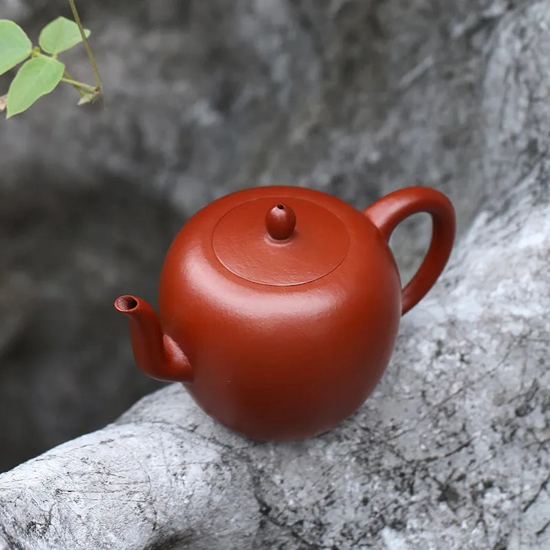 Zanghutianxia Yixing Purple Clay Pot Handmade Purple Sand Tea Set Raw Ore Red Zhu Mud Household Teapot Beauty Shoulder Pot Beaut