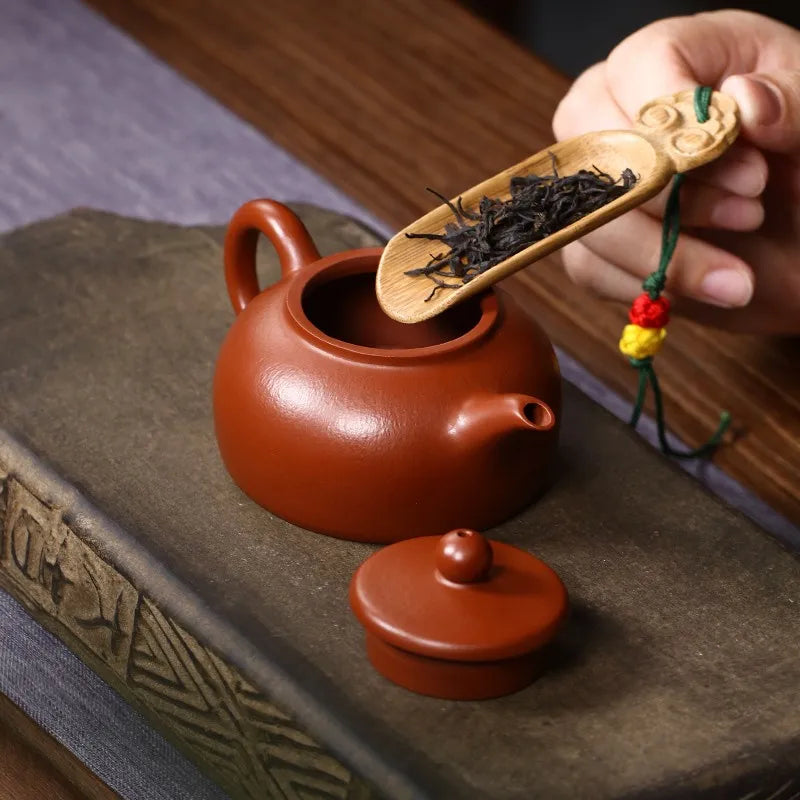 Zanghutianxia Yixing Zisha Teapot Handmade Sketch Teapot Raw Ore Pear Skin Dahongpao Tea Small Capacity Kung Fu Tea Set Crescent