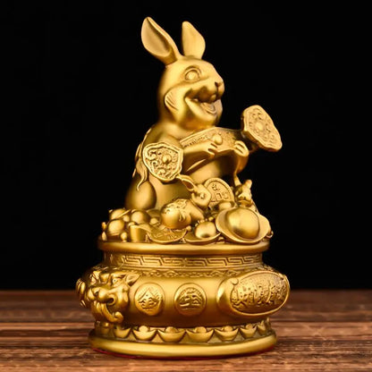 Zhaocai Brass Rabbit Ornament Lucky Rabbit in Hand with A Bright Future Home and Living Room Decoration Craft