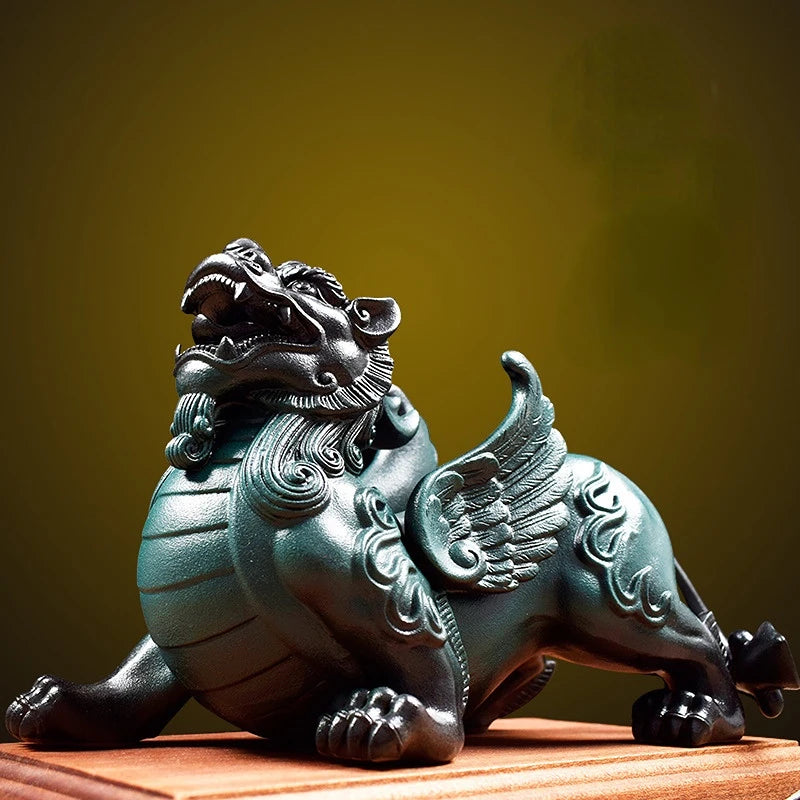 Zisha Zhaocai Pixiu Home Furnishings Creative Beast Office Opening Dehua Ceramic Gift Home Decoration