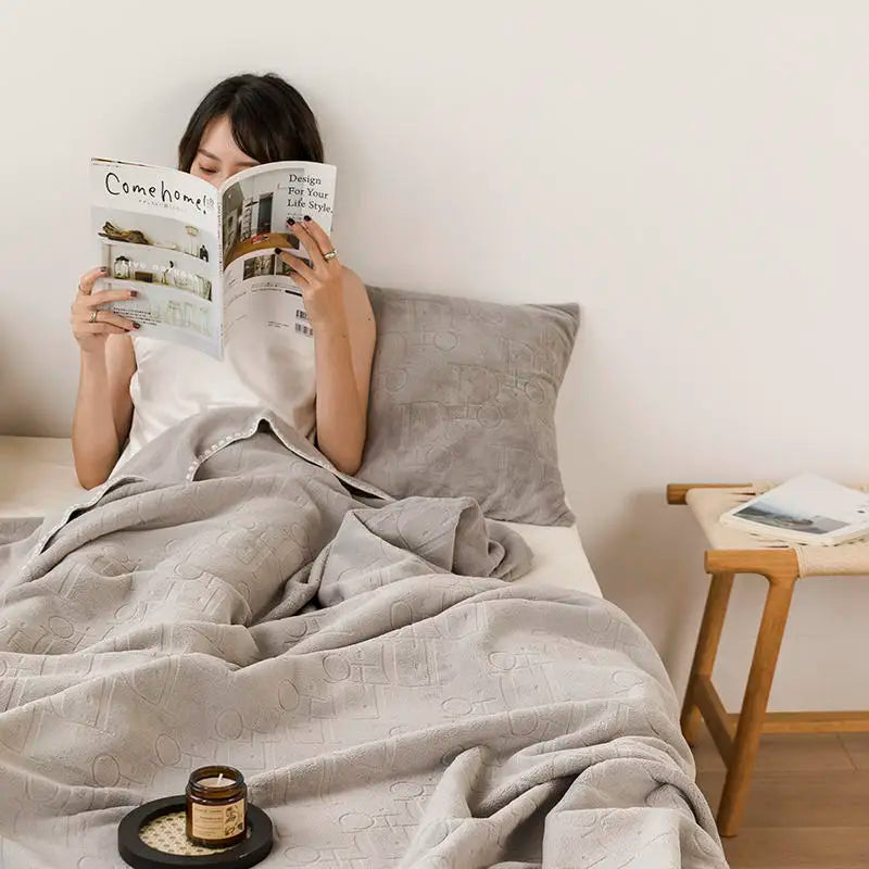 air conditioning blanket thin for summer breathable velvet bed cover sheet health care made in China on sales rectangle new gift