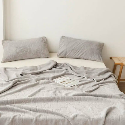 air conditioning blanket thin for summer breathable velvet bed cover sheet health care made in China on sales rectangle new gift