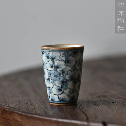 and white kung fu tea masters cup fragrance-smelling cup hand-painted ginkgo restoring ancient ways straight cup of tea