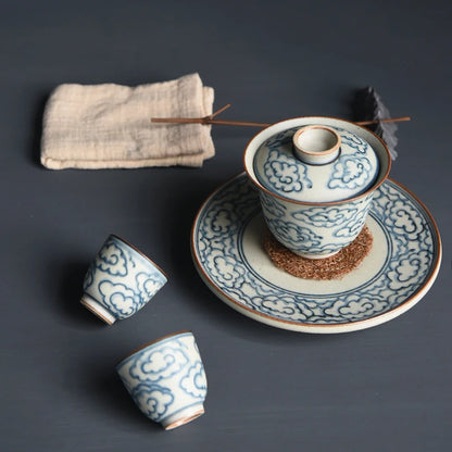 at the beginning of the jingdezhen ceramic tureen pure manual blue-and-white tureen xiangyun cup cup kung fu tea set