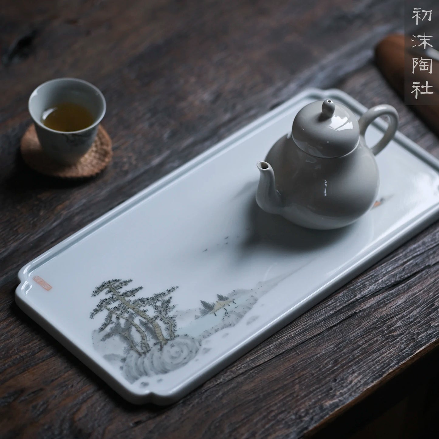 beginning of the jingdezhen hand-painted mountain water bearing haitang saucer tea set Chinese dry foam ceramic tea set