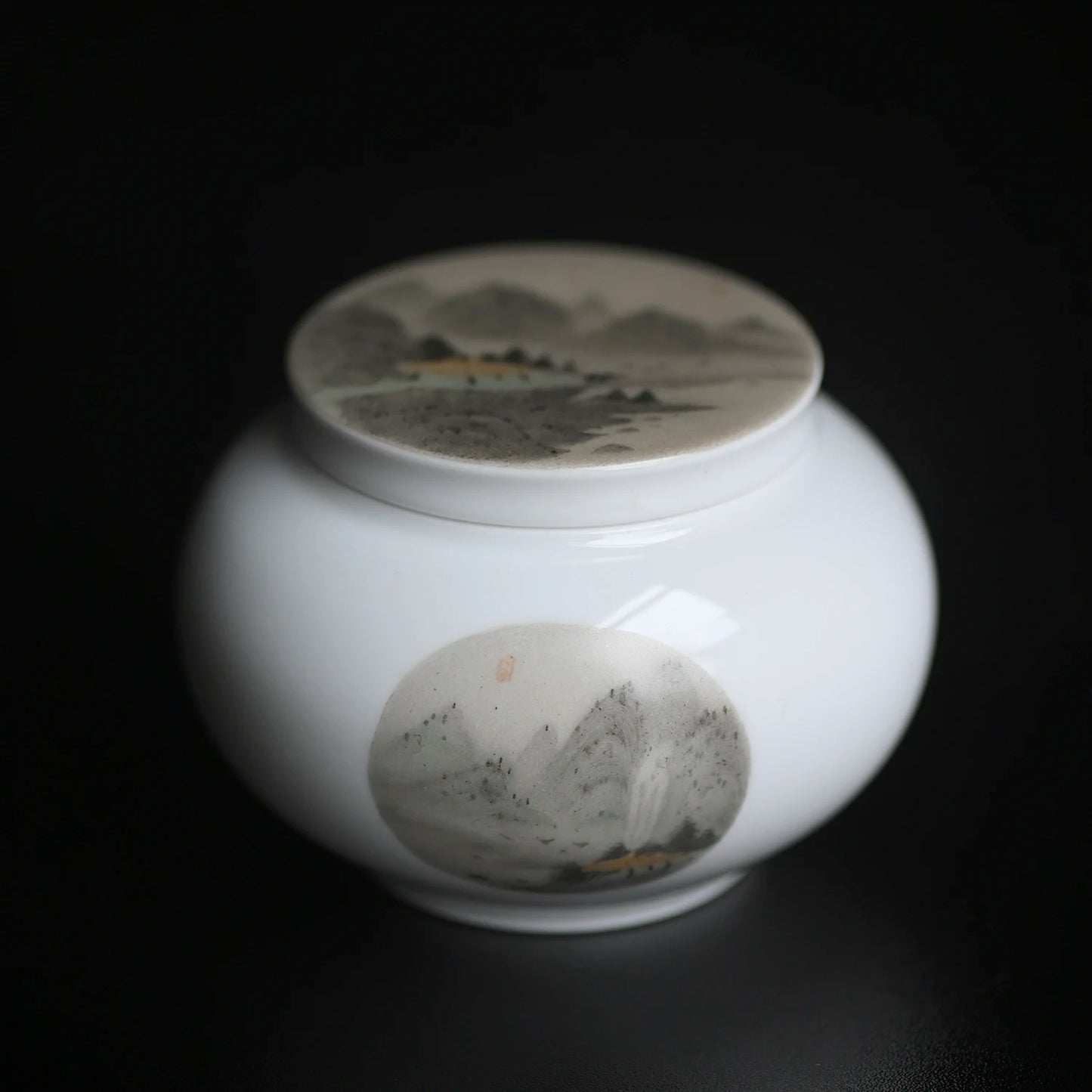 beginning of the jingdezhen hand-painted mountains caddy small mini portable moistureproof tea warehouse ceramic POTS