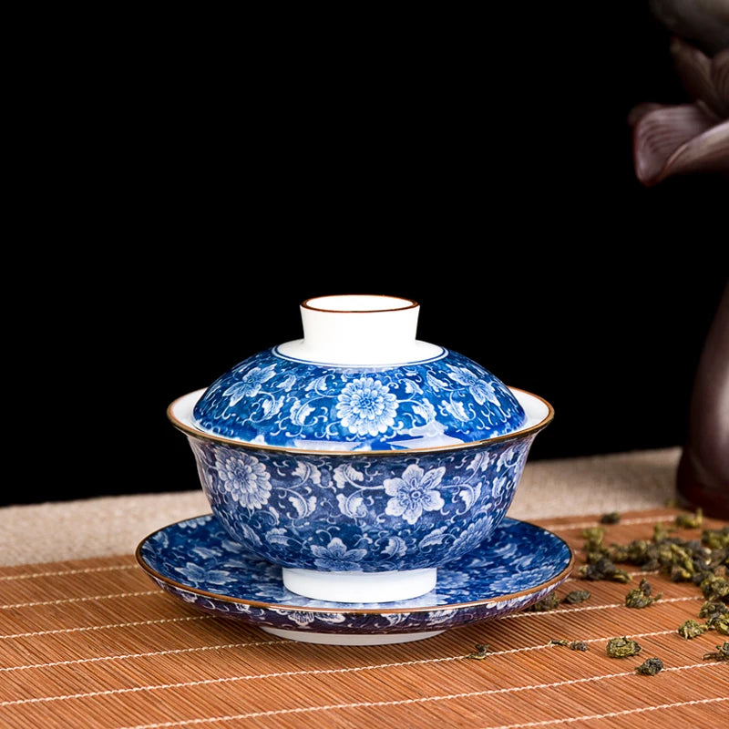 blue-and-white porcelain gaiwan China tureen 140ml Chinese ceramic tea bowl cup saucer lid Jingdezhen gaiwan cup bowl tea brewer