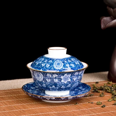 blue-and-white porcelain gaiwan China tureen 140ml Chinese ceramic tea bowl cup saucer lid Jingdezhen gaiwan cup bowl tea brewer