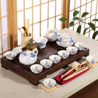 complete tea set Chinese kungfu solid wood tea tray porcelain tea pot tureen pitcher tea cups china ceramic tureen wooden table