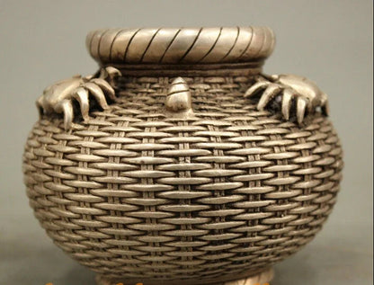 decoration Tibet copper silver   Classic Chinese Collcet Auspicious Silver Carved Crab Brass Statue Jar Pot Tank
