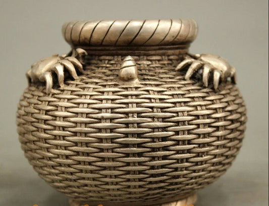 decoration Tibet copper silver   Classic Chinese Collcet Auspicious Silver Carved Crab Brass Statue Jar Pot Tank
