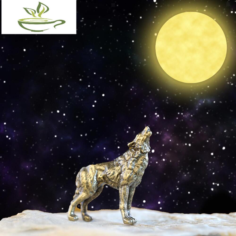 Copper Alloy Wolf Statue Small Lifelike Home Decor for Sand Table Bedroom