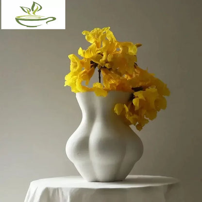 Nordic Style Ceramic Human Body Vase Statue Vase Ornaments Office Desktop Flower Arrangement Vase Home Decoration Accessories