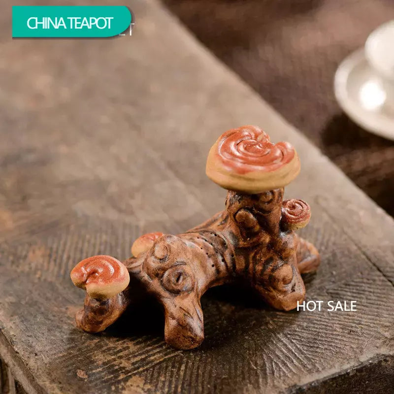 Yixing Handmade Sculpture Purple Clay Tea Pet Bionic Ganoderma Lucidum Model Ornaments Crafts Chinese Zisha Tea Set Decoration