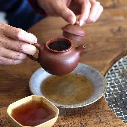 hall yixing undressed ore pure manual recommended old mud lotus seed pot of 155 ml tea sketch maker of household