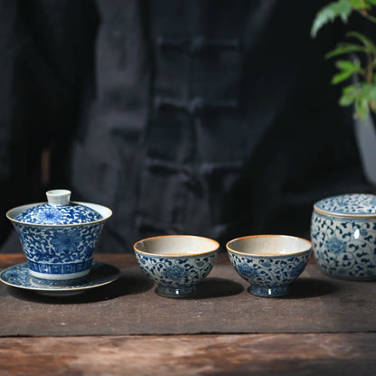 hand-painted antique blue-and-white bound branch lotus treasure phase spend three to tureen tea bowl of the bubble