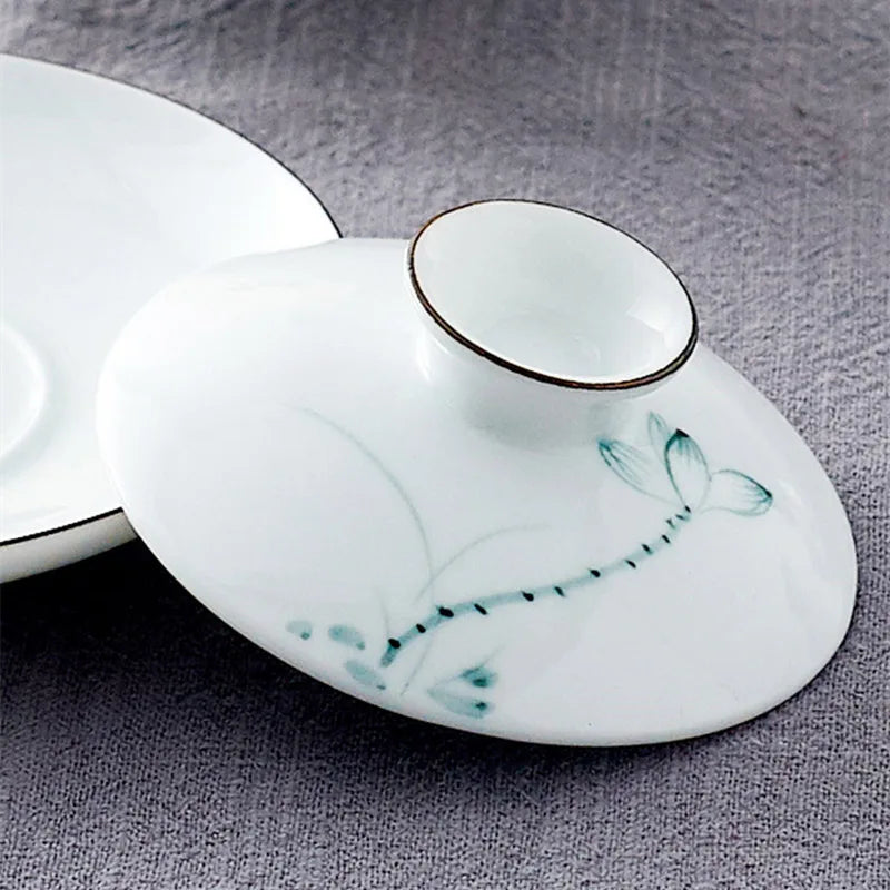handpainted water lily porcelain gaiwan 125ml / 165ml / 200ml Chinese tureen cup bowl with saucer lid floral print under glaze