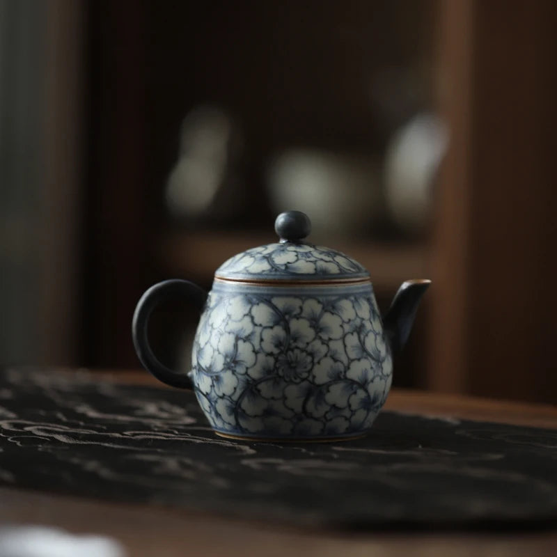 jingdezhen ceramic clay pot under the glaze porcelain teapot hand-painted ginkgo biloba pot of kung fu tea set by hand