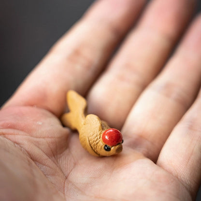 lovely tea pet fish statue half handmade animal miniature size yixing zisha duan clay decoration in pond garden on big sales new