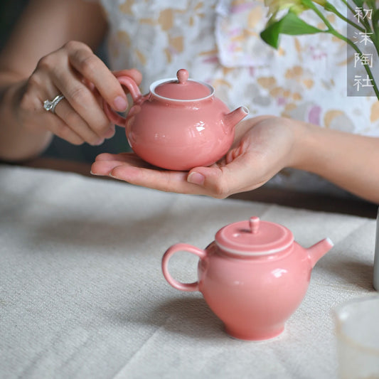 manual spray at the beginning of the jingdezhen peach pink little teapot ceramic teapot kung fu tea pot of household
