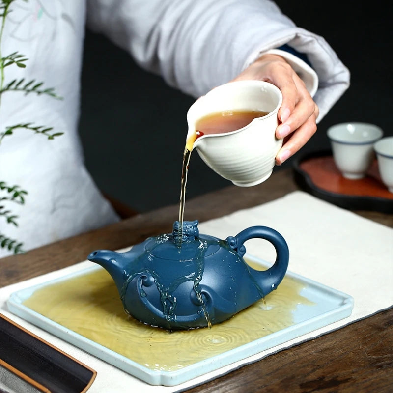 marked tea pot real yixing zisha tianqing clay dragon statue on lid 14 infuser holes 430ml made in China on sales free shipping