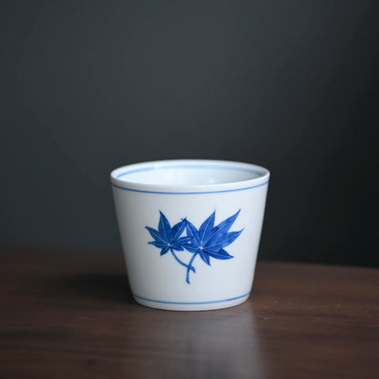 of the jingdezhen blue and white small hand-painted blue glass glass coffee cup pig koubei clear glass Japanese tea set