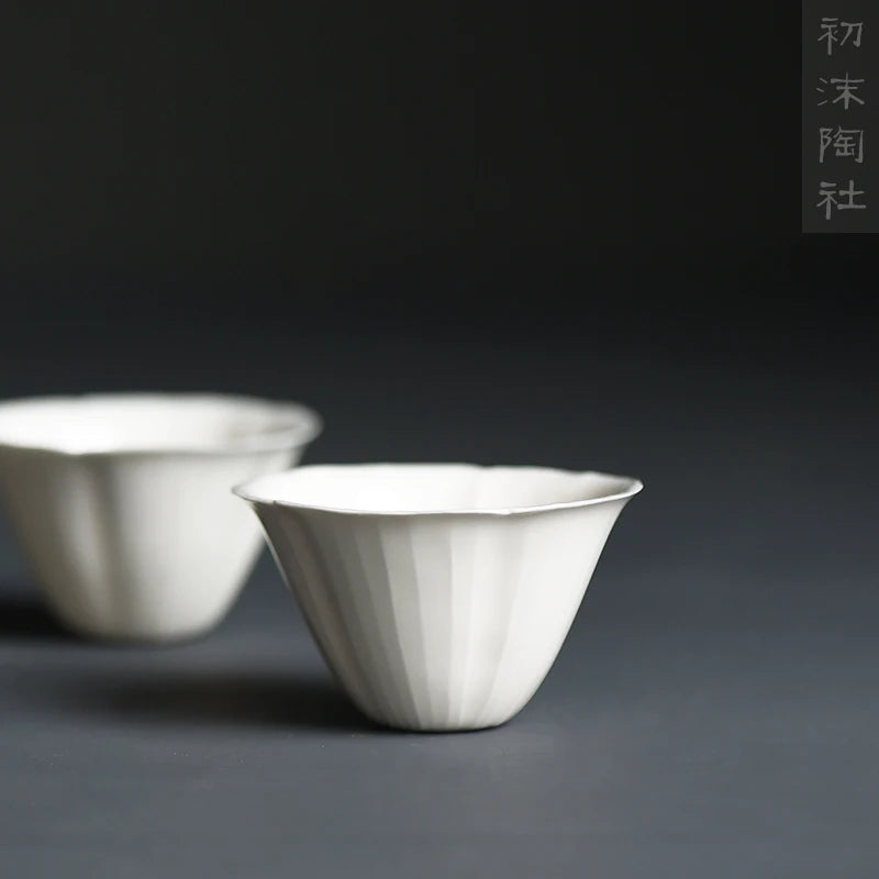 of the jingdezhen pure hand-carved cup sweet white glaze flower petals ling sample tea cup thin body porcelain cup